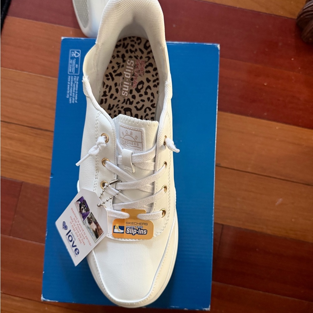 New BOBS Skechers Hands Free White Sneakers Sz 10 $70 - Picture 5 of 8